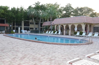 255 N Cypress Rd Unit 342, Pompano Beach, FL 33060