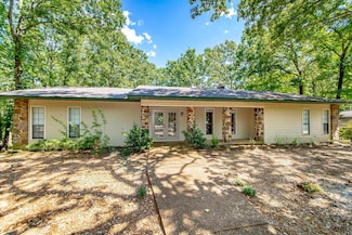 107 Homestead Ct, Fairfield Bay, AR 72088