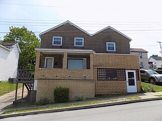817 Holland St, Vandergrift, PA 15690