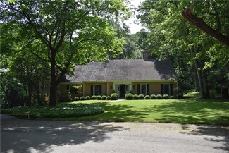 115 Forest Dr, Pittsburgh, PA 15238