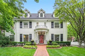 644 W 57th Terrace, Kansas City, MO 64113
