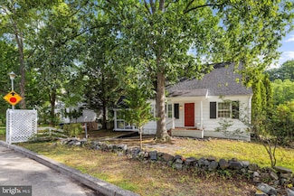 2301 Pickwick Rd, Gwynn Oak, MD 21207