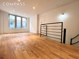 170 Meserole St Unit 1R, Brooklyn, NY 11206