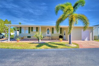 225 Fairway Blvd Unit 222, Frostproof, FL 33843