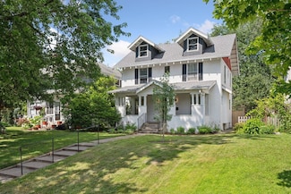 4048 Bryant Ave S, Minneapolis, MN 55409