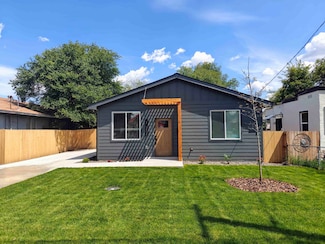 2424 N Addison St, Spokane, WA 99207