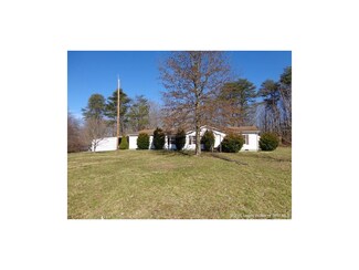 4353 S Underwood Rd, Scottsburg, IN 47170