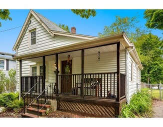 20 Hunts Terrace, Melrose, MA 02176