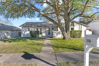 1325 Aldenwood Dr, Dallas, TX 75232
