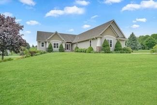 N113W21909 N Manor Ct, Germantown, WI 53022