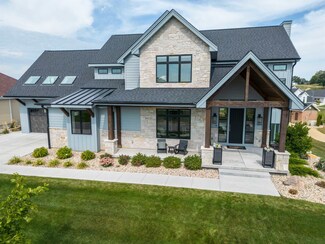 4840 St Annes Dr, Middleton, WI 53597
