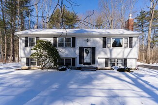 185 Long Hill Rd, Dover, NH 03820
