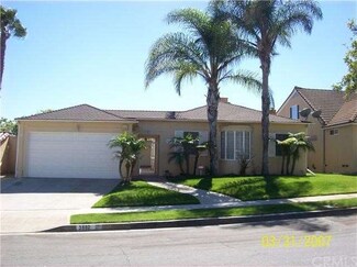 3882 Olympiad Dr, Los Angeles, CA 90043
