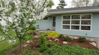 1818 Neuhaus Dr, Fort Wayne, IN 46808