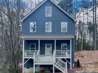 133 Owenby Ln, Black Mountain, NC 28711