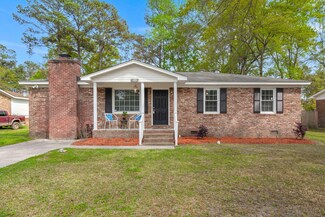 109 Helen Dr, Summerville, SC 29483