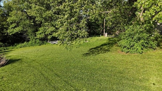 000 Shoreline Dr, Shell Knob, MO 65747