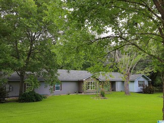 2074 Cedar Grove Rd, Leeds, AL 35094