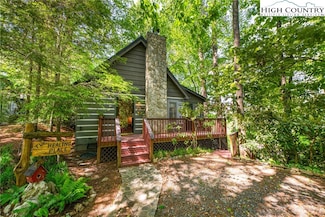348 Laurelwood Ln, Boone, NC 28607