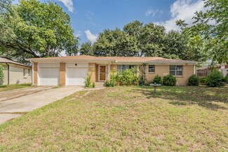 6036 Costen Ln, Fort Worth, TX 76114