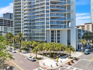 175 1st St S Unit 412, Saint Petersburg, FL 33701