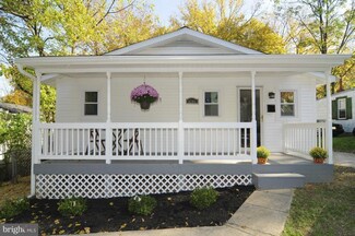 4305 29th St, Mount Rainier, MD 20712