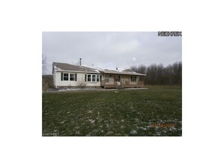 6403 Summers Rd, Windsor, OH 44099