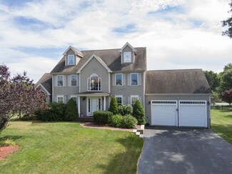 14 Copper Beech Cir, West Bridgewater, MA 02379