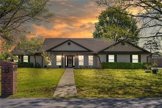 503 Oakwood St, Lowell, AR 72745