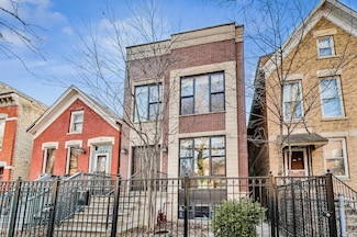 1654 N Oakley Ave, Chicago, IL 60647