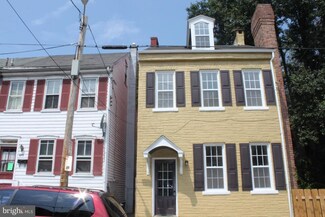 673 Saint Joseph St, Lancaster, PA 17603