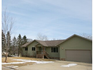 222 Park Rd, Staples, MN 56479