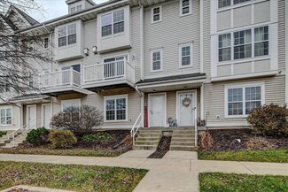 7125 Discovery Ln, Madison, WI 53719