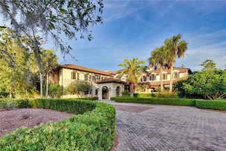 135 Kirkaldy Ln, Saint Simons Island, GA 31522