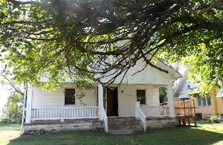 409 W Cooper St, Sedalia, MO 65301