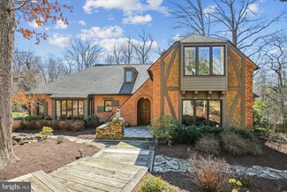 4300 Crossway Ct, Rockville, MD 20853