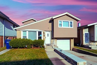13031 Honore St, Blue Island, IL 60406