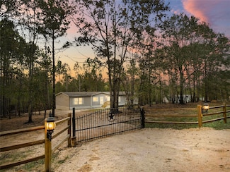 455 Hickory Hill Rd, Cleveland, TX 77328