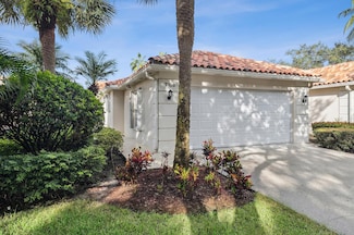 7108 Gila Ln, West Palm Beach, FL 33411