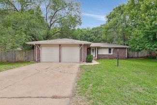 931 N Beaver Trail Rd, Derby, KS 67037