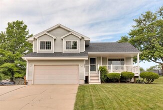 1221 E 14th St, Norwalk, IA 50211
