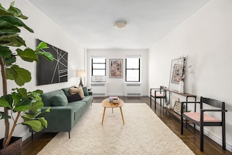 210 W 103rd St Unit 4-C, New York, NY 10025