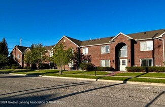 322 Pere Marquette Dr Unit 12, Lansing, MI 48912