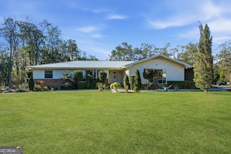 863 N Macon St, Ludowici, GA 31316