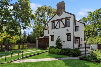 10 Belmont Ave, New Rochelle, NY 10801