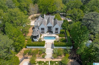 2708 Abingdon Rd, Mountain Brook, AL 35243