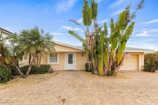 47 Fairview Blvd, Fort Myers Beach, FL 33931