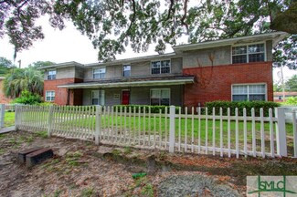 1 W 52nd St, Savannah, GA 31405