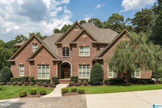 2445 Mountain Vista Dr, Vestavia, AL 35243