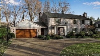 155 Briarhill Rd, Buffalo, NY 14221